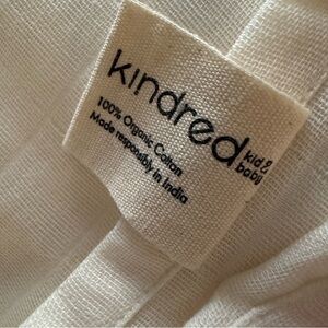 kindred baby cotton blanket, oversized. Ivory color. Like 
new